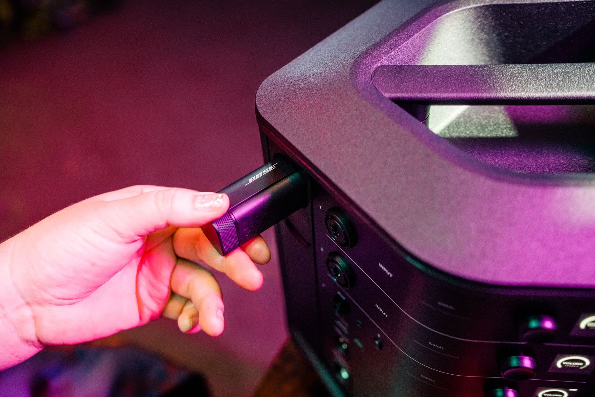 bose-s1-pro-trasmettitore-wireless-mic-line-xlr-adattatore-plug-in-per-microfoni image 4