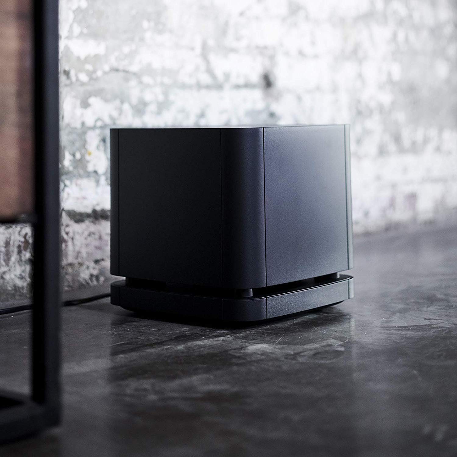 bose-bass-module-500-subwoofer-wireless-compatto-25-4-cm-per-soundbar-bose-nero image 2